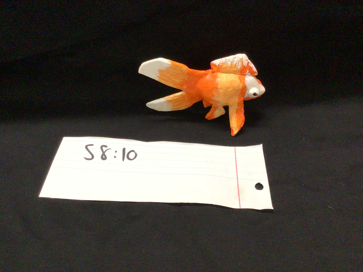 S8 Art- orange ceramic fish